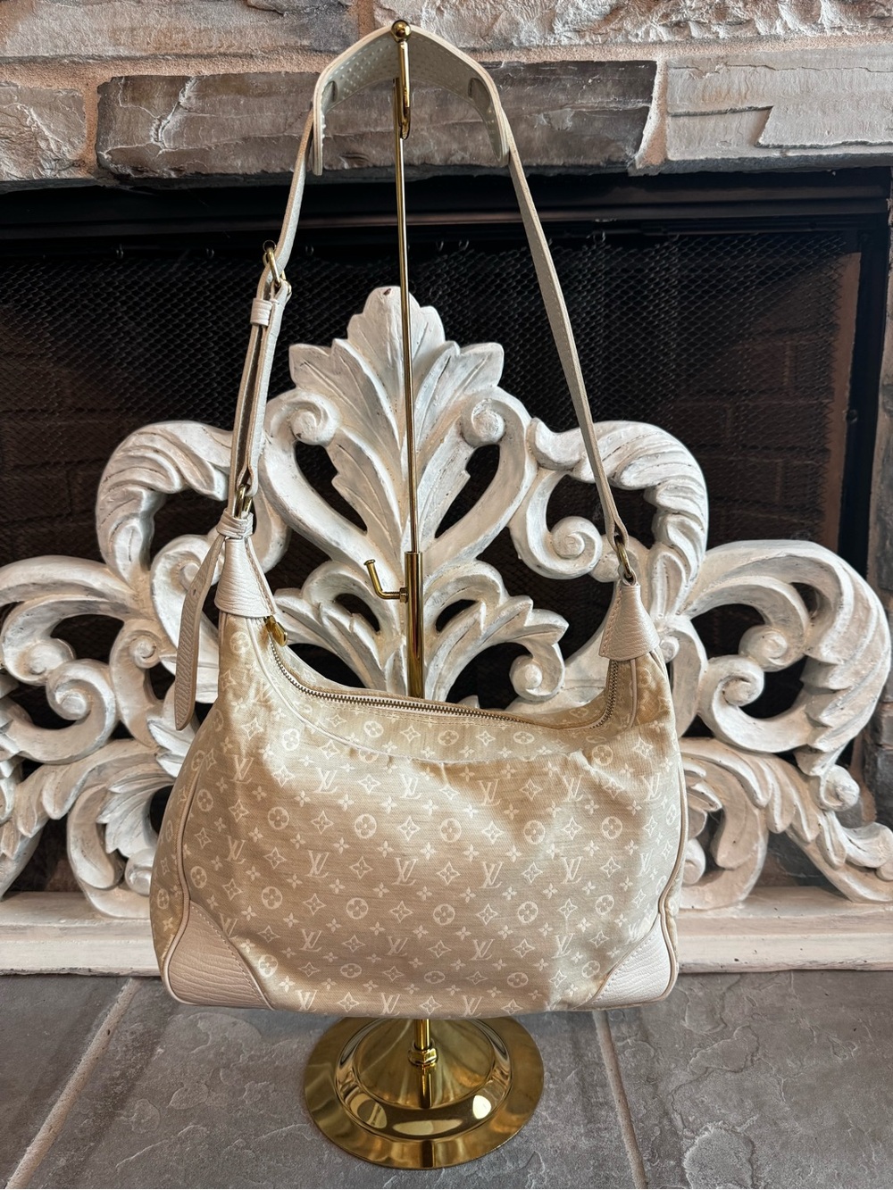 Louis Vuitton Minilin Monogram Shoulder Bag with Certificate of Authenticity